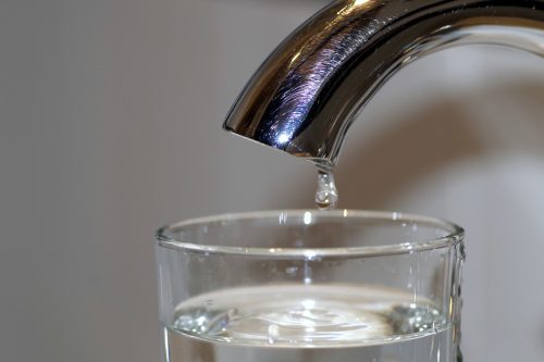 Leitungswasser trinken und Plastikmüll vermeiden – EWAV 2021